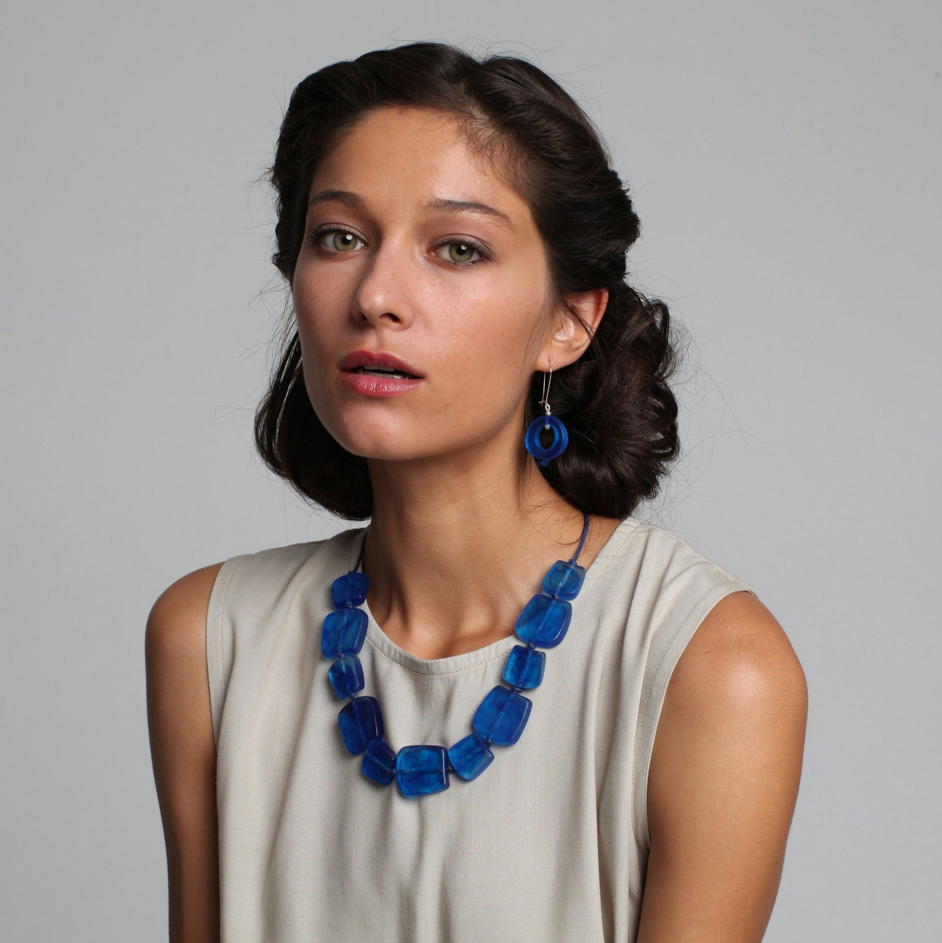 Kahlo Resin Necklace - Polka Luka Resin Jewellery
