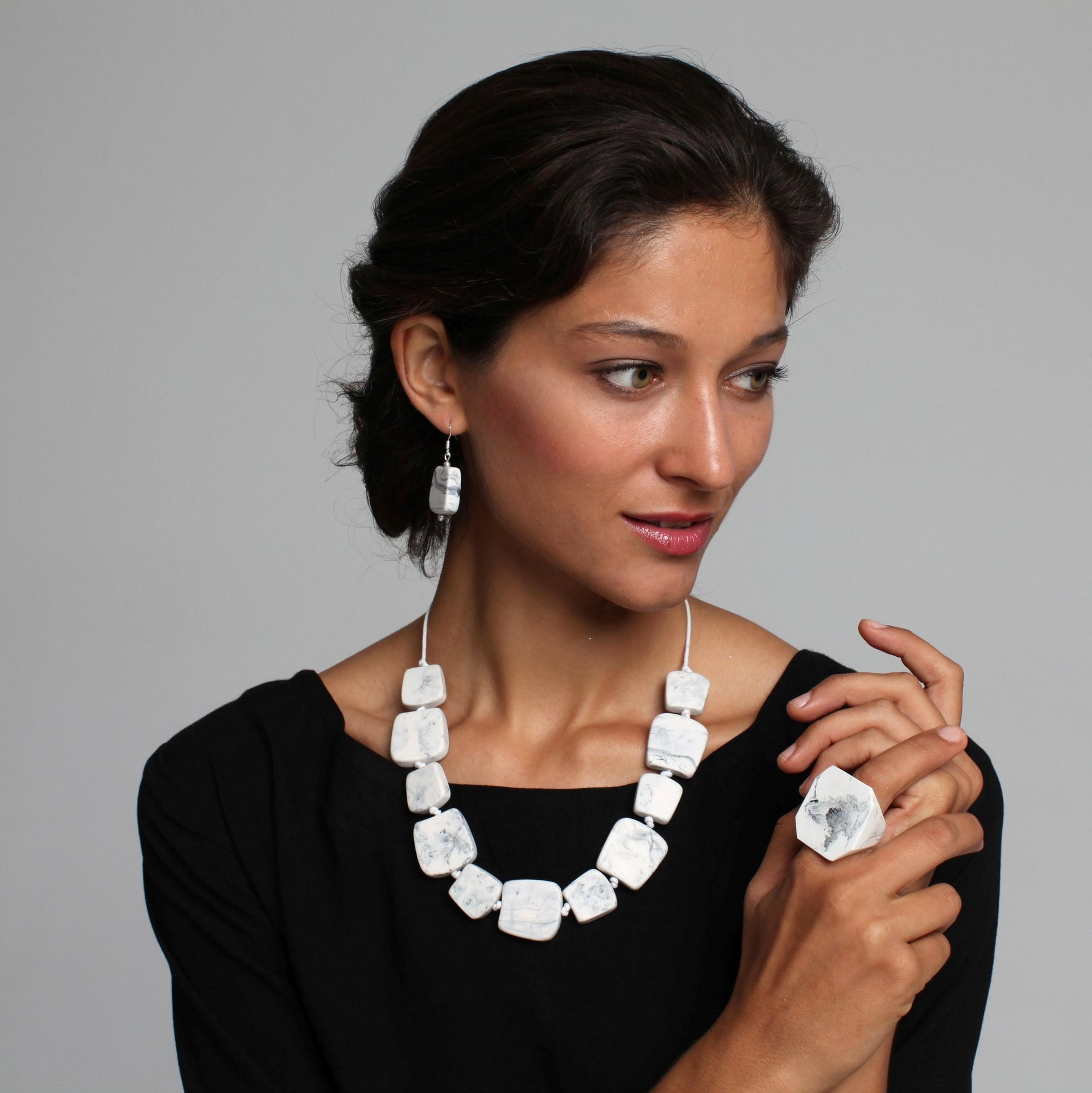Kahlo Resin Necklace - Polka Luka Resin Jewellery